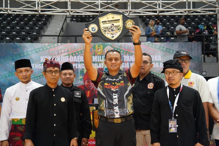 Kasdam XII/Tpr Buka Resmi Kejuaraan Piala Pangdam XII/Tpr Borneo Open Pencak Silat Seri II 2025