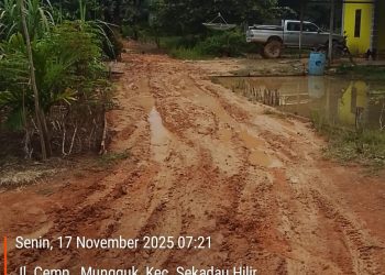Aduan Keluhan Masyarakat RT 25 Jalan Cempaka Sekadau Jauh dari Perhatian dan Pembangunan Pemerintah
