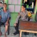 Datangi Warga nya Usai Laksanakan Patroli Siang Serta Berikan Himbauan Keamanan