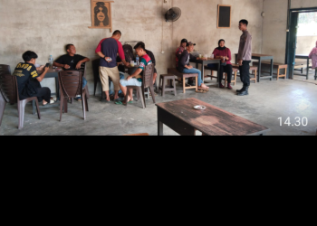 Polisi Menyapa, Warga Merasa Aman: Patroli Siang Penuh Kebersamaan